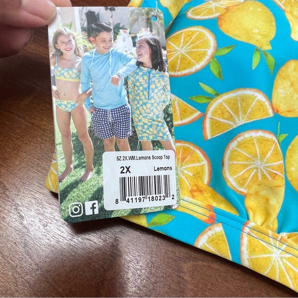 New SwimZip Scoop Bikini Top New With Tags Size 2X Lemons plus Size Bikini top - Picture 13 of 16